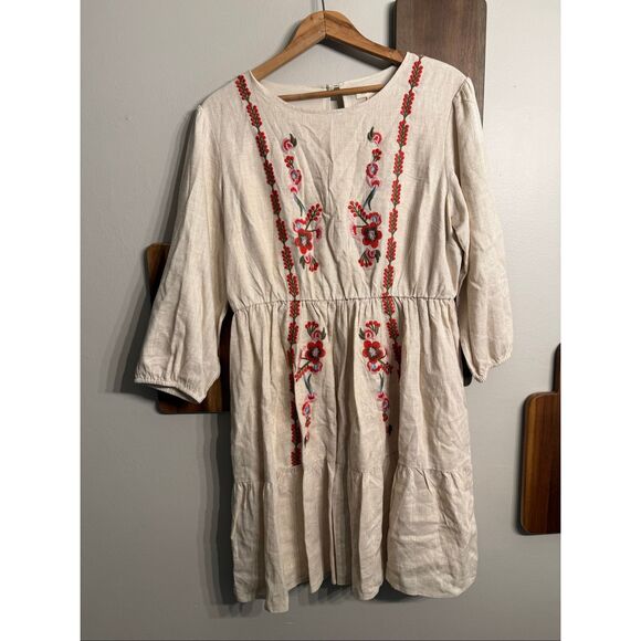 Roolee cream pink Floral Embroidered Short Sleeve Babydoll Dress Size Medium - Picture 1 of 5